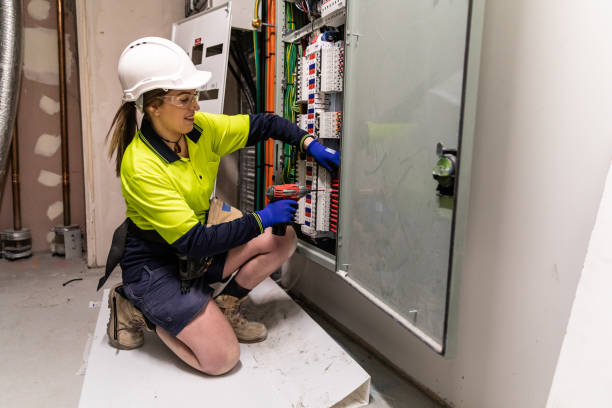 Best Affordable Emergency Electrician  in Pea Ridge, AR